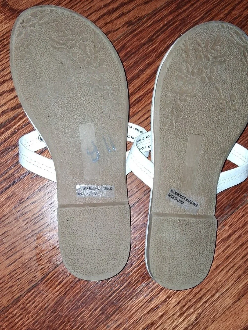 DV by Dolce Vita White Girls Decorative Thong Sandals